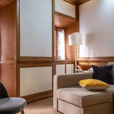 Spagna Historical By Spanish Steps Apartment Rome