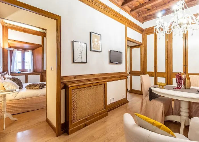 דירה Spagna Historical By Spanish Steps רומא