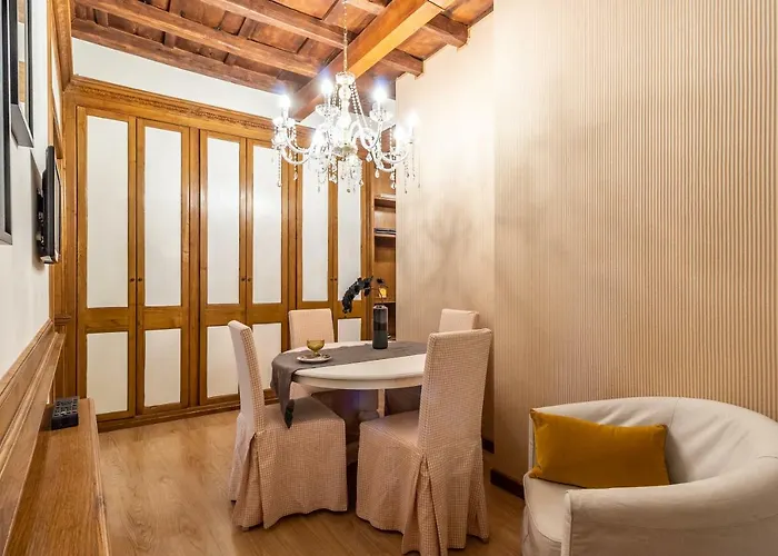 Spagna Historical By Spanish Steps דירה רומא